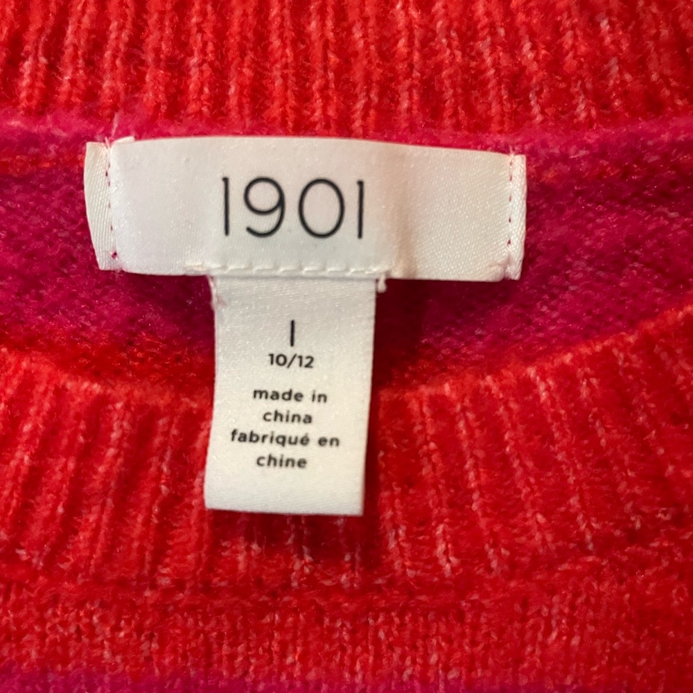 Sweater - Picture 3 of 5